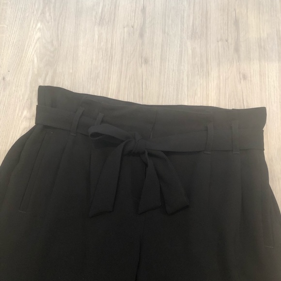 RW&Co Stretch Signature Fit Paper Bag Pant - Picture 5 of 10